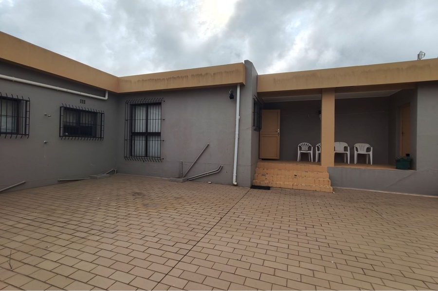 4 Bedroom Property for Sale in Moorreesburg Western Cape